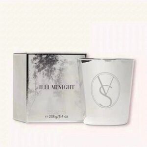 Victoria Secret Illuminight
Candle 8.4oz